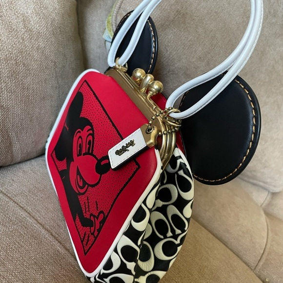 Disney X coach Mickey Mouse Ears BAG KISSLOCK limited Edition Rare Versatile - Picture 6 of 13
